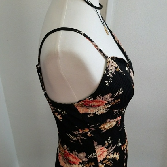 Black with peach floral dress - Picture 3 of 16